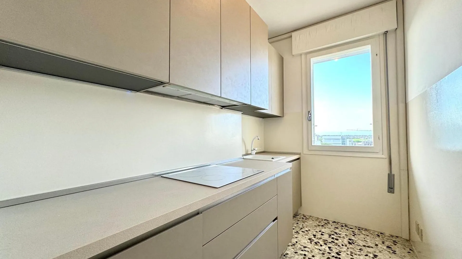 Appartamento Fronte Mare Marinella 11 Family Apartments - Carraro Immobiliare Jesolo 0*, Lido di Jesolo